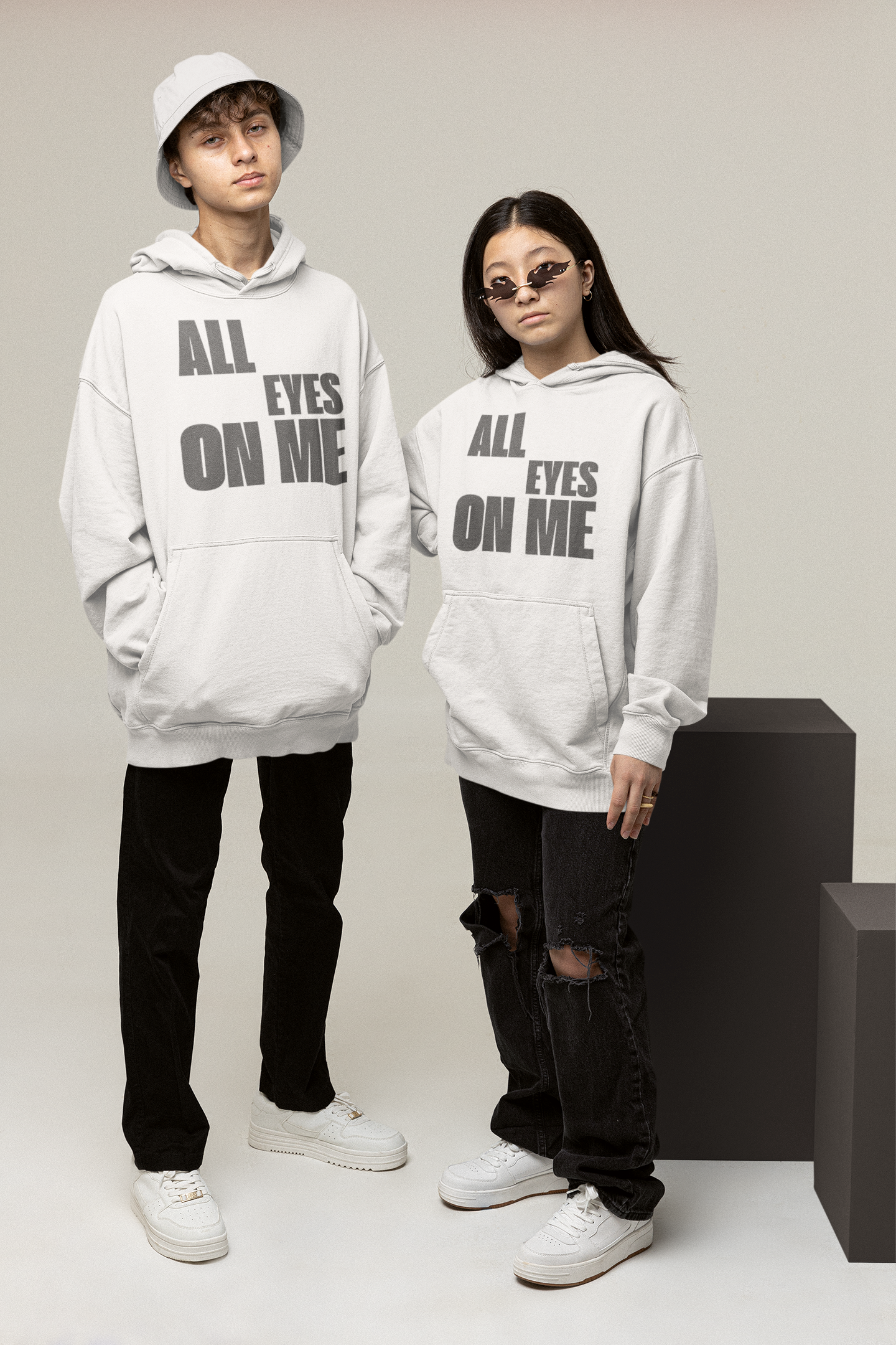 🧥 Men’s Hoodie „All Eyes on Me“