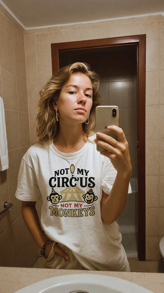 Casual Tee "Not my Monkeys"