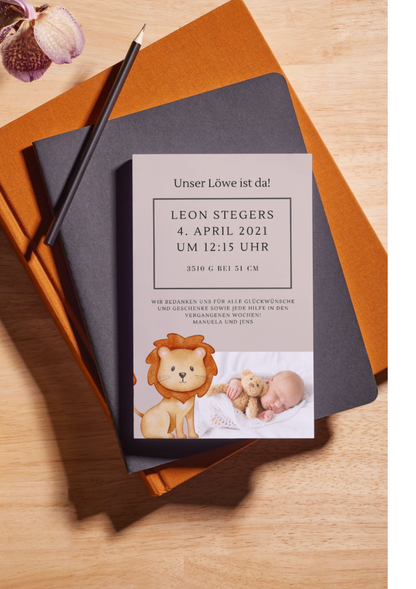 🦁 Digitale Geburtskarte Junge mit Löwen-Design – Canva Vorlage zum Anpassen & Ausdrucken