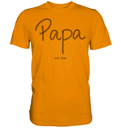 Papa EST – Premium T-Shirt mit Personalisierung | Vatertagsgeschenk, Geburtsjahr, Wunschtext