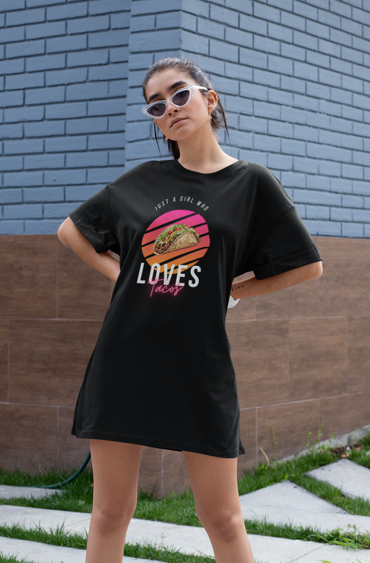 🌮 Just a Girl Who Loves Tacos – Oversized Shirt Dress aus Bio-Baumwolle