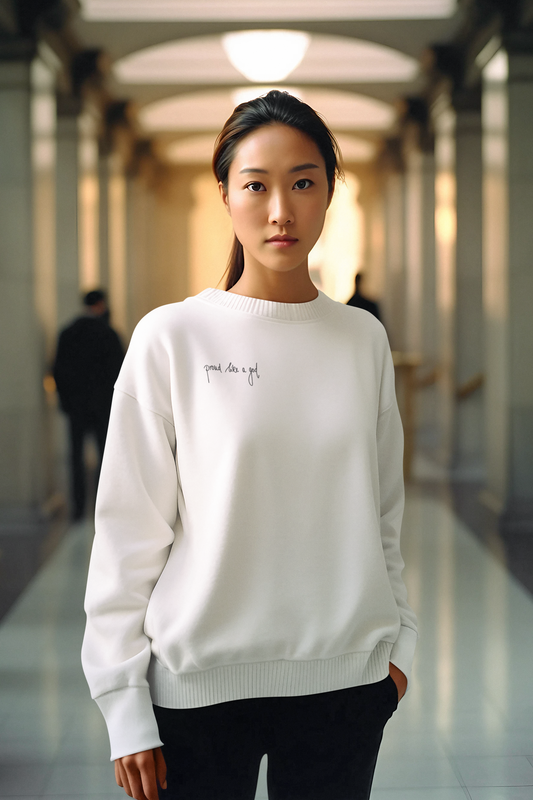 Signature Edition Sweater „Proud like a God“ – Damen Regular