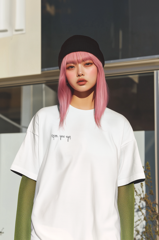 Signature Edition T-Shirt „Open your Eyes“ – Damen Regular Tee by EvelynStylez
